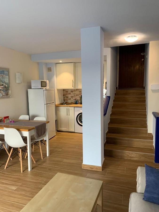 Cosy Apartment In L Escala, 7 Mins Walk To The Closest Beach, Riells Л'Аскала Екстер'єр фото