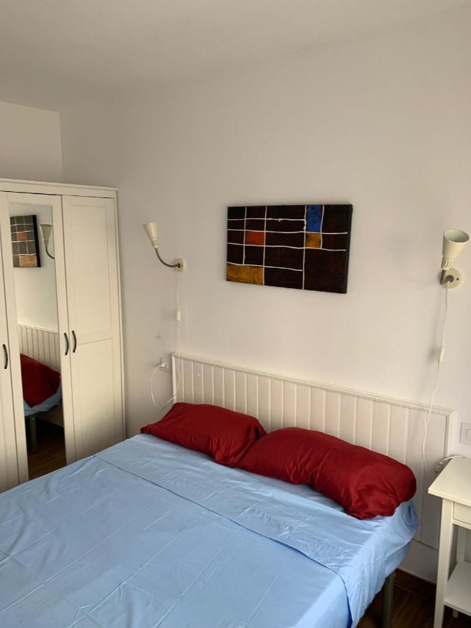 Cosy Apartment In L Escala, 7 Mins Walk To The Closest Beach, Riells Л'Аскала Екстер'єр фото